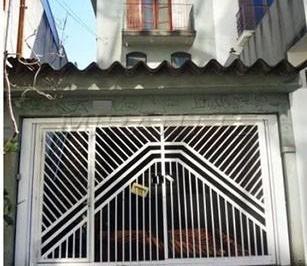 deb91cdaa4927f34e3690e9d47cded79.jpg · Sobrado de 211m² com 3 quartos