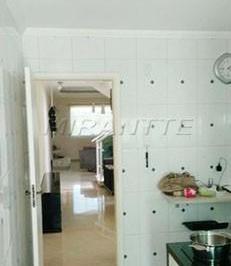377a6ffe5fbb263ae5067539fb987de5.jpg · Sobrado de 180m² com 3 quartos