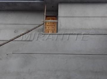 a0954314903c564601ee93462714217b.jpg · Apartamento de 48m² com 2 quartos