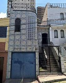 4232b080cad7b0b57d8f8341a8fc3b60.jpg · Sobrado de 205m² com 3 quartos