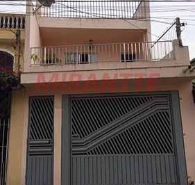 ed5db8ea4f18f48e8a8b4ddafe96a411.jpg · Sobrado de 180m² com 2 quartos