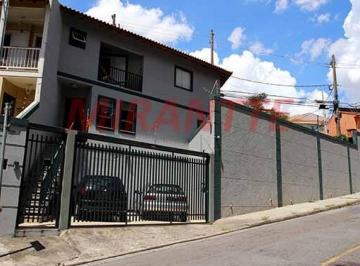 9bce46de1b14698a8453773df382adc6.jpg · Sobrado com 2 quartos