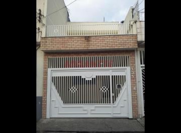 608fdd9b193fe7b3d7fba21bdd39801d.jpg · Sobrado de 108m² com 3 quartos