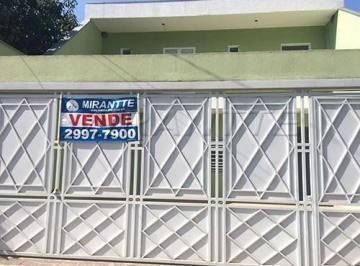 87ab1f4663f0738e5f8fb22affae64ac.jpg · Sobrado de 172m² com 3 quartos