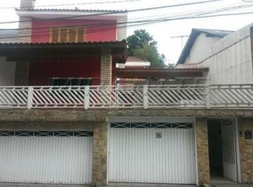 2928cf713db58df4b5643b52cb2e2af3.jpg · Sobrado de 250m² com 4 quartos