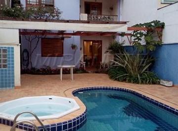 612381bab4c704621ffacd842fe0d6da.jpg · Sobrado de 350m² com 3 quartos