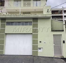 be741388d9d4bb3b97b2966ac72ecaa1.jpg · Sobrado de 177m² com 3 quartos