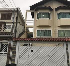 bb490aa356f24c8d8705dd30ded822ec.jpg · Sobrado de 153m² com 3 quartos