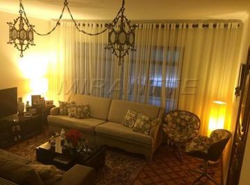 ae9aa8478a8e46516930d5a400fc9de2.jpg · Sobrado de 285m² com 3 quartos