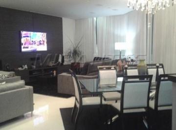 fb6254b9079bb1bfcc4ff03f1a14e231.jpg · Sobrado de 450m² com 4 quartos