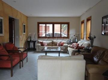 db4ba95661fa226ede153e9ba3849e90.jpg · Sobrado de 112m² com 3 quartos