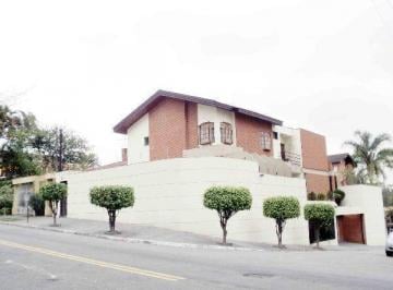 9b0cc5212c66c1a16a5e6470b443ae04.jpg · Sobrado de 331m² com 3 quartos