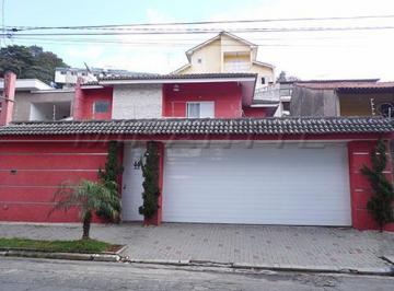 001_00000_00000_95657_2013071814064431.jpg · Sobrado de 250m² com 4 quartos
