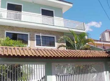 64c038ea6eb52eaf8d0fa19303fadb0d.jpg · Sobrado de 260m² com 3 quartos