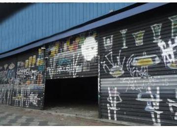 488ad9efab5ab4c68292341f255881ad.jpg · Comercial de 250m²