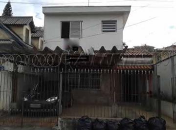 001_00000_00000_156388_2015072708485303.jpg · Sobrado de 200m² com 4 quartos