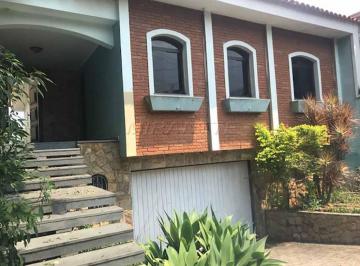 96f13632f7f2a37d77de68c47181b6c8.jpg · Casa terrea de 258m² com 3 quartos