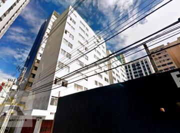 e02051046e3ac0a32ef4e0c34defaad600b0e2ba · Apartamento com 1 dormitório para alugar, 37 m² por R$ 2.512,67/mês - Centro - Curitiba/PR
