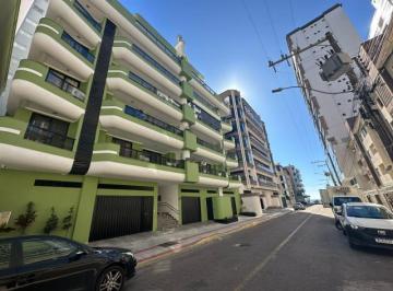 Apartamento de 2 quartos, Itapema · Apartamento 2 quartos com ar - Quadra mar - Meia Praia