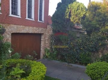 Casa · 326m² · 4 Quartos · 6 Vagas · AMPLA CASA COM PISCINA E QUINTAL