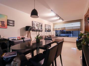 Casa · 136m² · 3 Quartos · 2 Vagas · Sobrado reformado de 136 m² na Saúde com 3 dormitórios, suíte e 2 vagas