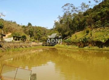 Rural · 3000m² · 3 Quartos · Chácara em São Lourenço da Serra com lago