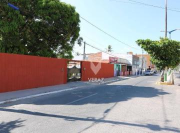 1695d697f6887c0fecdb9fe415415c3f72faed13 · Casa Plana com Potencial Comercial no Centro de Trairi com 726m² de Terreno