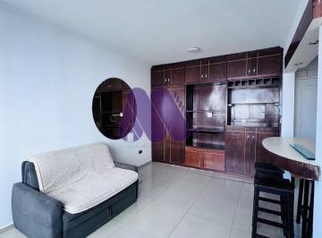 Foto 02 · Kitnet em Condomínio à Venda em Santos-SP: 1 Quarto, 1 Banheiro, 1 Vaga de Garagem, 35m² no Boqueirã