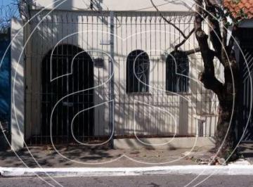 Comercial · 120m² · 1 Vaga · Casa Comercial