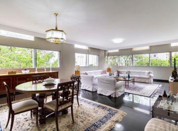 Apartamento · 200m² · 3 Quartos · 1 Vaga · Apartamento em predio icônico de Higienópolis, próximo a Praça Buenos Aires e Shopping