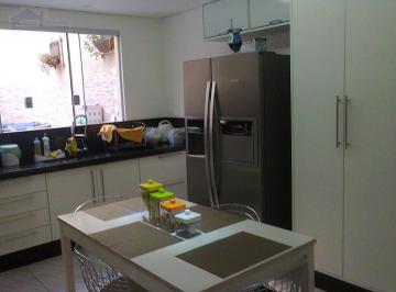 Casa · 320m² · 5 Quartos · 4 Vagas · Casa Sobrado em São Paulo