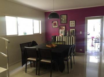 Casa · 166m² · 3 Quartos · 2 Vagas · Excelente Sobrado na Vila Albertina
