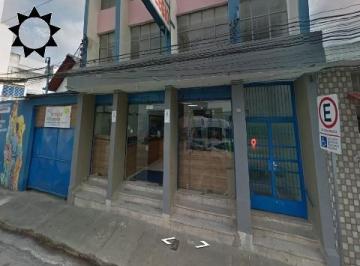 FACHADA · TERRENO CENTRO