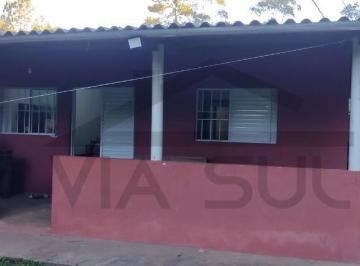 Foto 02 · Casa com boa localização à venda em Juquitiba/SP.