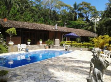 Rural · 5000m² · 3 Quartos · 2 Vagas · Chácara aconchegante ideal para lazer à venda em Miracatu / SP