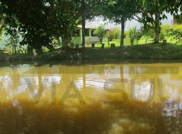 Foto 02 · Aconchegante chácara à venda em Juquitiba/SP, rica em água e com ótima topografia.