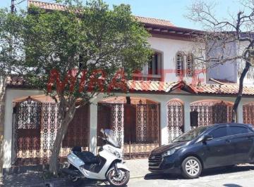 8801c4c4da0286bf88f9f730f66ac82d.jpg · Sobrado de 323m² com 3 quartos