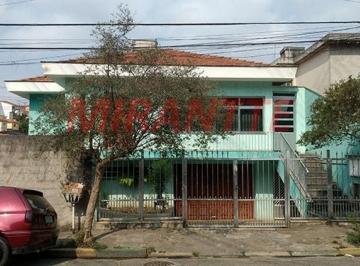 d4ba7c41bbe9e0a07cced0bc2faf9091.jpg · Casa terrea de 180m² com 6 quartos