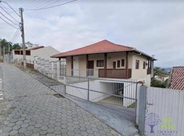 fcbbcda2c172e88f4b562a211a569091eb94c24e · Casa com 3 dormitórios à venda, 226 m² por R$ 600.000,00 - Itoupava Norte - Blumenau/SC