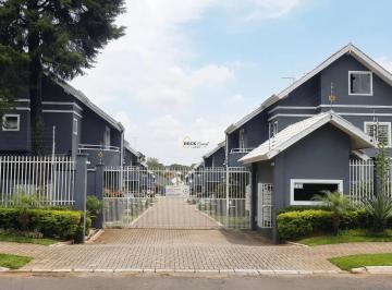 Casa · 125m² · 3 Quartos · 2 Vagas · Exímio Sobrado em Cond. Fechado há uma quadra da Francisco Derosso, divisa do Xaxim com A. Boqueirão