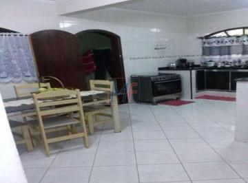 Casa · 240m² · 4 Quartos · REF  7867 - Sobrado com 240 m² ,4 dorms(2 suítes) e 4 vgs- Sto André !