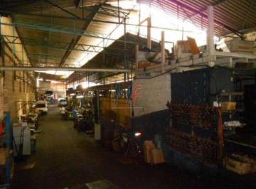 Comercial · 808m² · Excelente Galpão Comercial no bairro Saúde, com 808 m² a.c, e 864m² terreno, testada de 12 metros, z