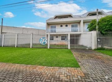 Casa · 155m² · 3 Quartos · 2 Vagas · Excelente Localização!!! Próximo ao Condor da Rua