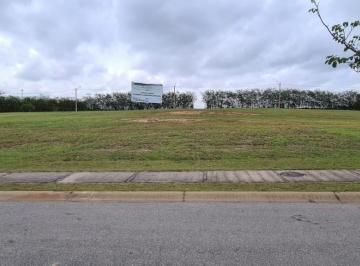 Comercial · 450m² · Terreno, Green Valley, Votorantim, SP