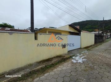 Foto 01 · Casa de Temporada em Armação-Penha, à 270 mts do mar, com dois dormitórios e área de festa