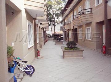 001_00000_00000_154414_2015060917345889.jpg · Cond. fechado de 210m² com 3 quartos