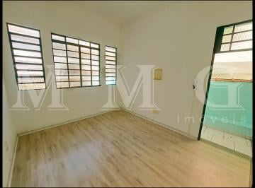 Comercial · 80m² · COMERCIAL - PRÓXIMO AO METRO - REFORMADO