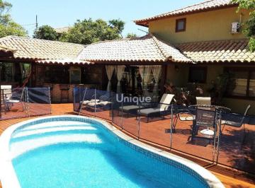 a3cdc05221b4968ab159777891c2f6419c67ecfa · Duplex na Praia do Forno.