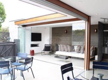 15e49fd5c6f02a4e61e90d1970f12a72bfc179f5 · Linda Casa Rua Iraúna