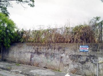 001_00000_00000_135570_2013121315341037.jpg · Sobrado de 360m²